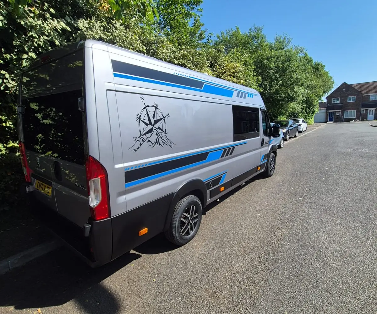 Peugeot Boxer image 2